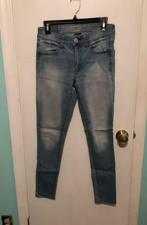American Eagle jeans size 6 thumbnail 1
