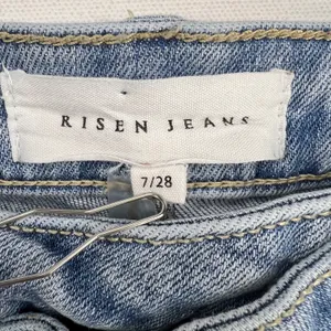 Risen High Rise Crossover Straight Leg Distressed Jeans Light Wash Size 7/28 thumbnail 5