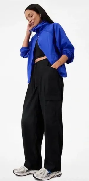 Athleta Paradise Straight Leg Cargo Pant - Black - Size Large - NWT thumbnail 1