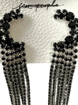 Free People You Make Me Feel Like Dancing Dangles Moon Earrings Silver Onyx NWT thumbnail 5