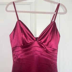 NEW Lulus Alluring Energy Medium Hot Pink Satin Bodycon Party Club Mini Dress thumbnail 5