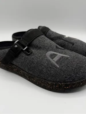 Earth Dream Aymii Wool Felt Clogs Women 8 Black Embroidered Buckle Mules thumbnail 2