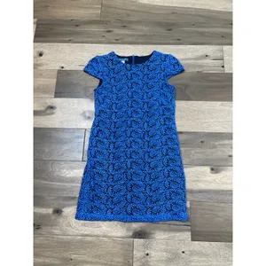 Pim + Larkin Dress Size M Royal Blue Scroll Lace Shift Lined Cap Sleeve thumbnail 4