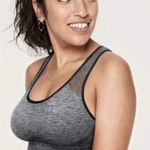 PINK Victoria’s Secret Seamless Racerback Sport Bra Activewear Athleisure Medium thumbnail 1
