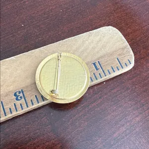 Vintage Gold Tone Brooch thumbnail 2