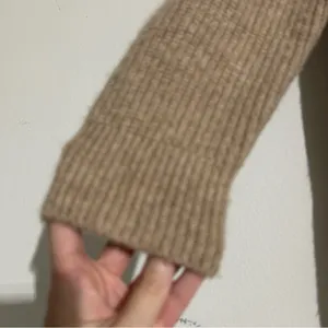 Quince Mongolian Cashmere Oversized Tan Cardigan Sweater Small Minimal Neutral thumbnail 2