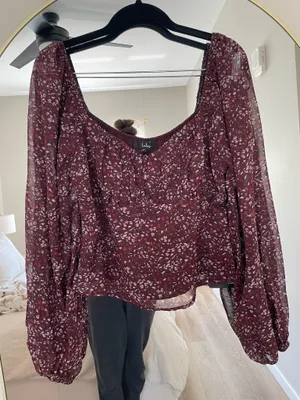 Lulu's Maroon Floral Square-Neck Top thumbnail 1