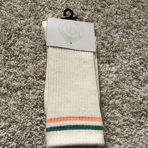 New Urban Outfitters athletic stripe crew socks, one size, 80% cotton thumbnail 4
