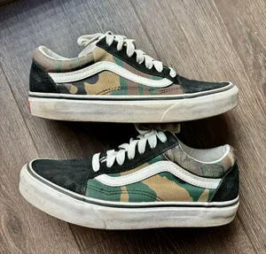 Vans 6.5  camo Women thumbnail 1