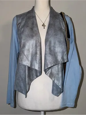 2000s vintage style cropped metallic snake animal print pattern shrug jacket thumbnail 1
