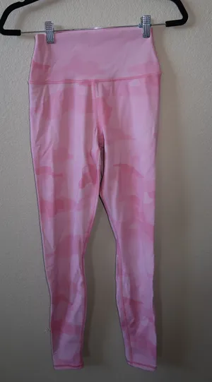 Alo Yoga Pink Camo Leggings thumbnail 1