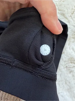 Lululemon Crisscross Front High-Neck Sports Bra 4 - Black thumbnail 3