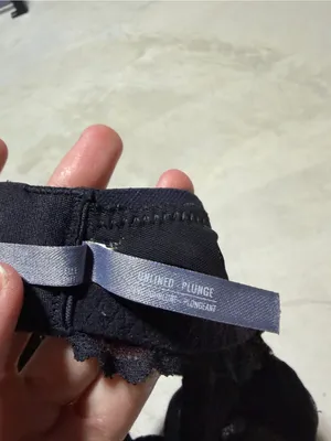 Aerie day to play Black Lace Unlined plunge bra 34D thumbnail 7