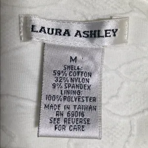 FINAL MARKDOWN Ladies' Laura Ashley Textured Zippered Jacket med thumbnail 3