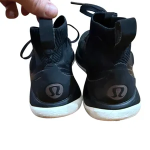 Lululemon ChargeFeel Workout Mid‎ Black Seamless Sneakers Running Shoes Sz 8.5 thumbnail 8