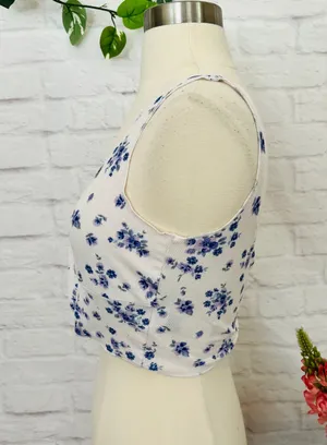 Boutique Ditsy Floral Crop Top thumbnail 3