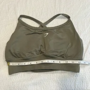 Gymshark olive green sports bra S/M double layer thumbnail 4