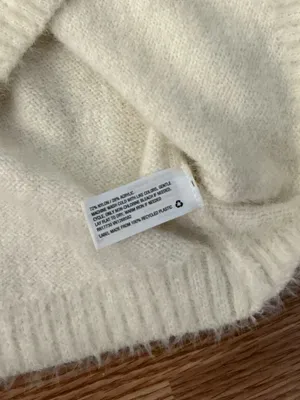 Wild Fable Cream Fuzzy V-Neck Button Sweater Size XS thumbnail 5