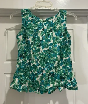 Boden Tank Size 8 Sleeveless Top Green Floral Silk Blend Button Back Preppy thumbnail 1
