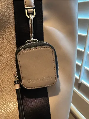 Calvin Klein Cream and Black Colorblock Tote with Accessory Pouch thumbnail 2