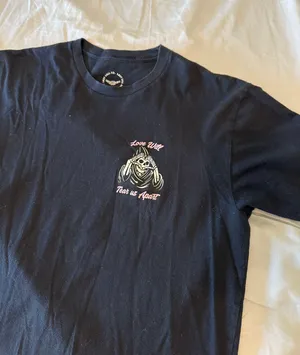 Last Call Co Unisex Graphic T-Shirt “Love Will Tear Us Apart” Size Medium thumbnail 2