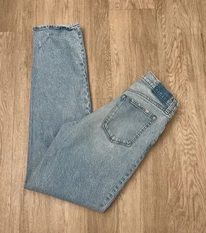 abercrombie & fitch jeans thumbnail 1