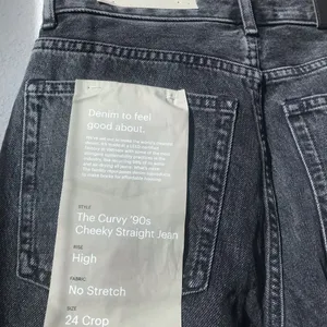 Everlane vintage inspired 90’s cheeky jean washed black size 24 cropped thumbnail 4