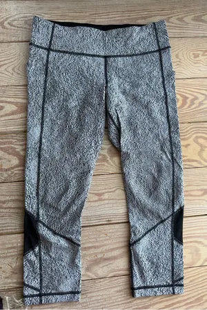 Lululemon Crop Leggings Size 10 thumbnail 1