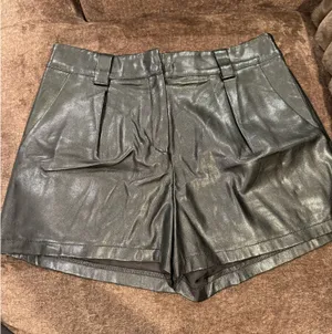 Leather Shorts Black Size L thumbnail 1
