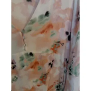 American Rag Floral V-Neck Blouse Bell Sleeve Boho Top Peach Green Large thumbnail 2