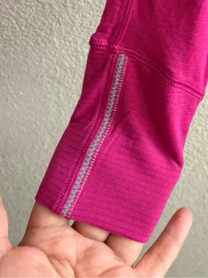 Lululemon Shirt Womens Pink Micro Stripes Swiftly Tech Long Sleeve Thumbholes 10 thumbnail 11