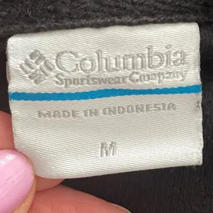 Columbia black fleece 1/4 zip closure logo on the back sweatshirt, size M top thumbnail 4
