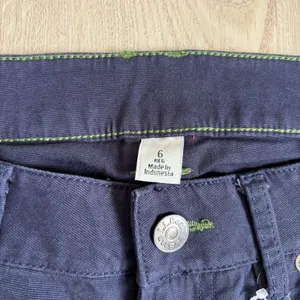 L.L. Bean NWT Women's Classic Navy Straight Leg Favorite Fit Pants Size 6R thumbnail 5