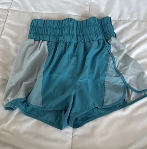 athletic shorts in blue Size M thumbnail 1