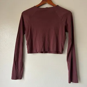 Urban Outfitters Y2K Style Peace Crop Top Size Large thumbnail 8