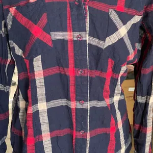 Skies Are Blue Button Plaid Down Shirt thumbnail 8