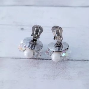 Vintage Clip On Earrings Off White & Iridescent Cluster thumbnail 4
