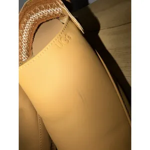 Women's UGG Goldenstar UGGBRAID SHEEPSKIN CLOG NWOB SZ 7‎ Z thumbnail 4