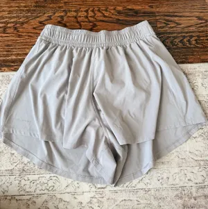 Lululemon Shorts thumbnail 1