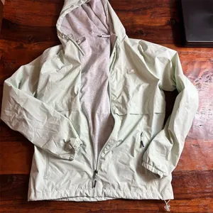 New Balance Women's Windbreaker‎ Jacket Green Hooded Size S Casual Spring thumbnail 2