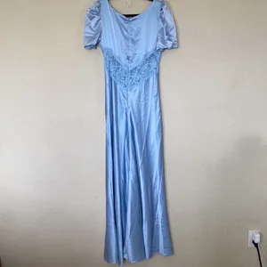 HOUSE OF CB 'Rafaela' Soft Blue Pure Silk & Lace Dress NWOT Size S A-C thumbnail 6