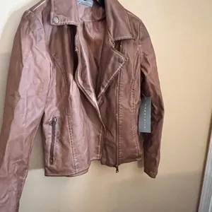 NWT bagatelle jacket m/l‎ thumbnail 2