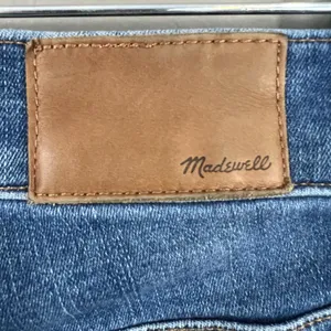 Madewell 9" mid Rise Skinny Jeans Size 25 Medium Wash thumbnail 3
