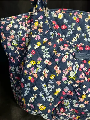 Vera Bradley Floral Quilted Navy Tote Bag Women's Shoulder Bag thumbnail 4