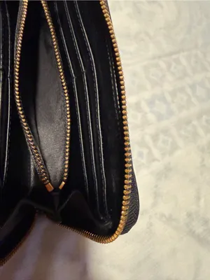 Tory Burch Black Patent Embossed Zip Around Wallet thumbnail 6