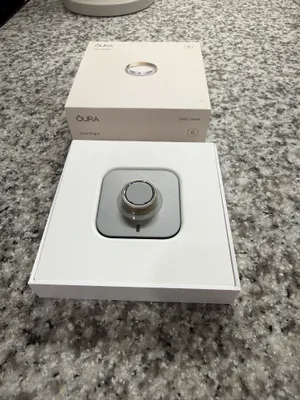 Gold Oura Ring 4 Size 6 thumbnail 7