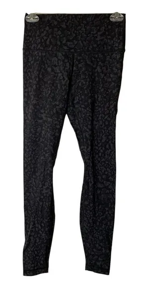Lululemon Wunder Under High-Rise Tight 28" *Full-On Luxtreme women's size 6 thumbnail 1