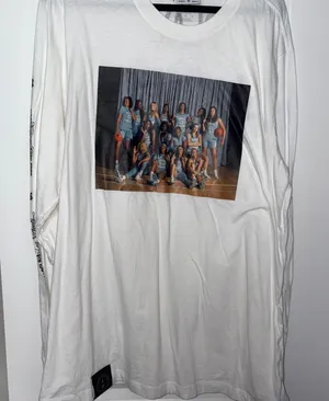 NWOT Jordan White Long Sleeve Tee with UNC WBB Team Photo thumbnail 1
