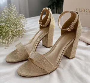 Gold glittery high heels  thumbnail 1