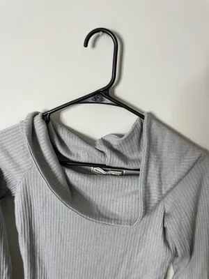 Abercrombie & Fitch Women’s Long Sleeve Top Gray Medium Vtg Y2K Excellent Condition thumbnail 3
